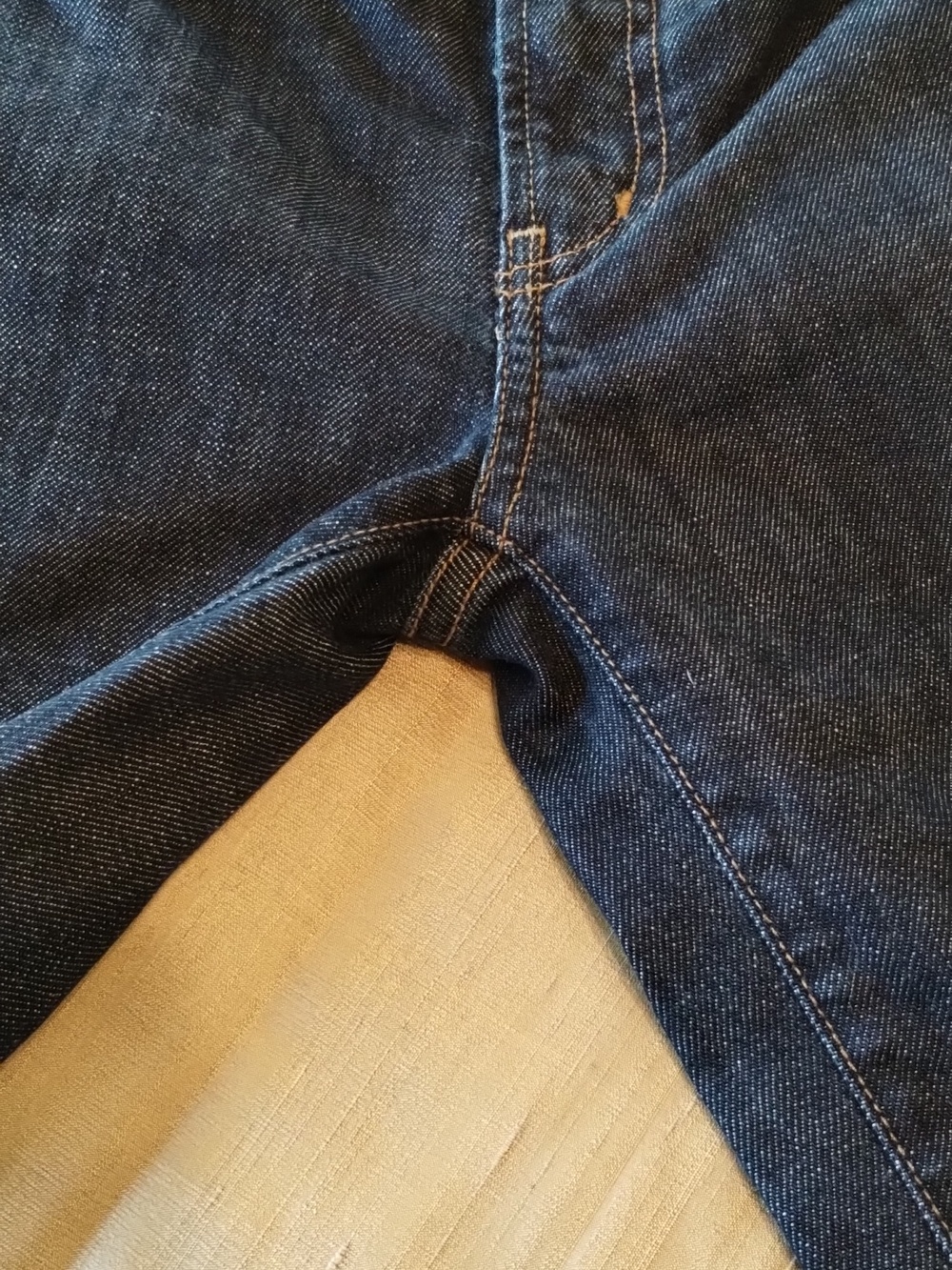 Citzens of Humanity jean shorts - Picture 10 of 13